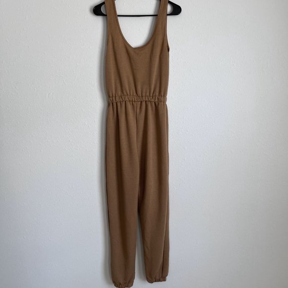 NWT Jumpsuit Camel Jogger size 6 - Picture 4 of 6